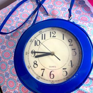 Clock cross-body bag